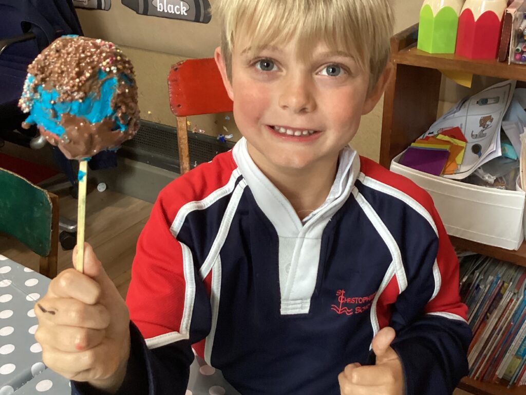 St Christopher’s celebrated Apple Day with fun activities, apple-themed art, fresh apple juice, and outdoor games, bringing learning and nature together for our students.